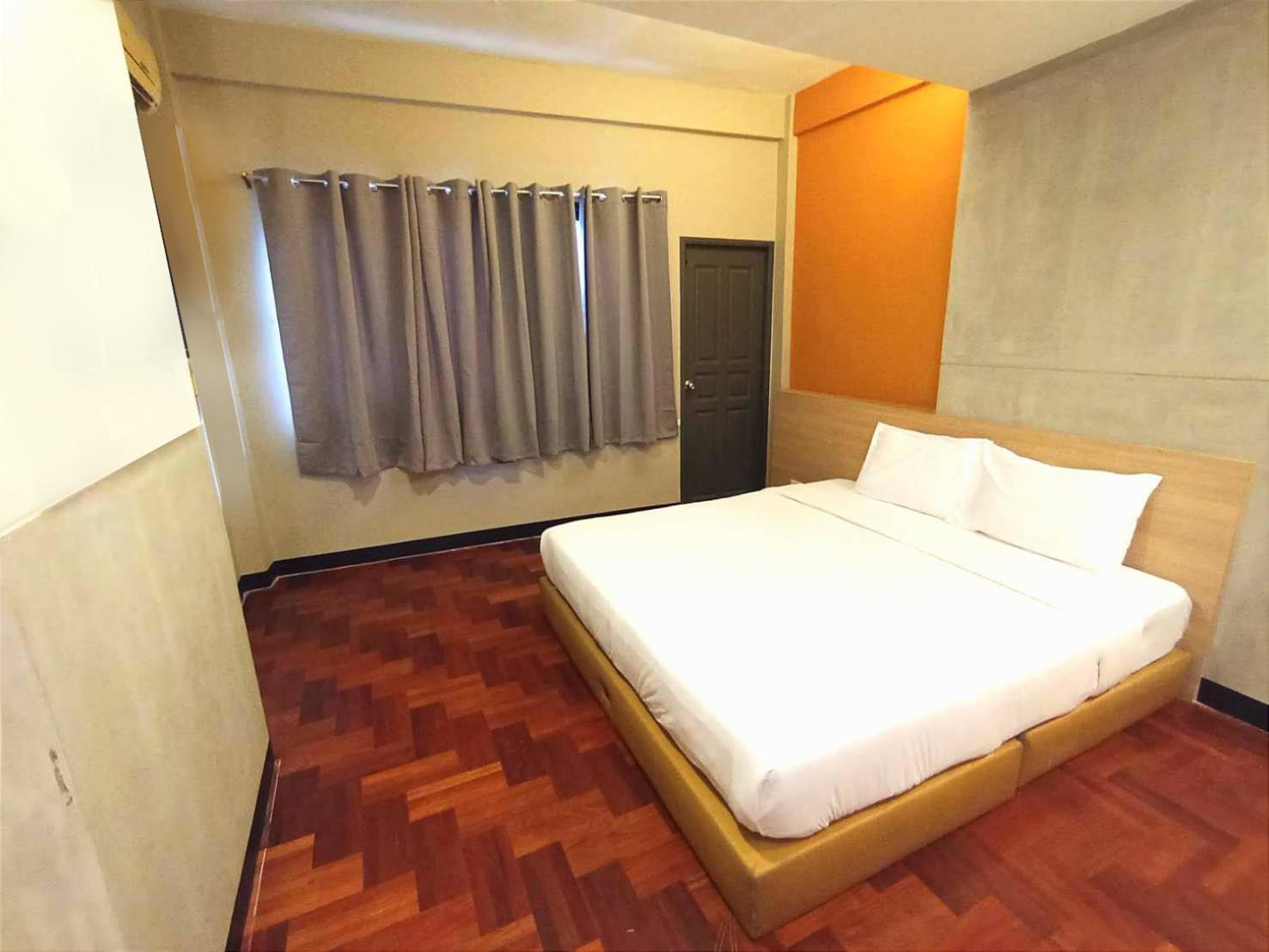 Go Inn Silom - Bts Saint Louis โกอินน์ สีลม - สถานีรถไฟฟ้าเซนต์หลุยส์ X Bangkok Zewnętrze zdjęcie